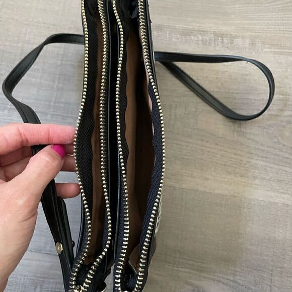 Old Navy two-zip Black and White Dotted Crossbody - Picture 3 of 5